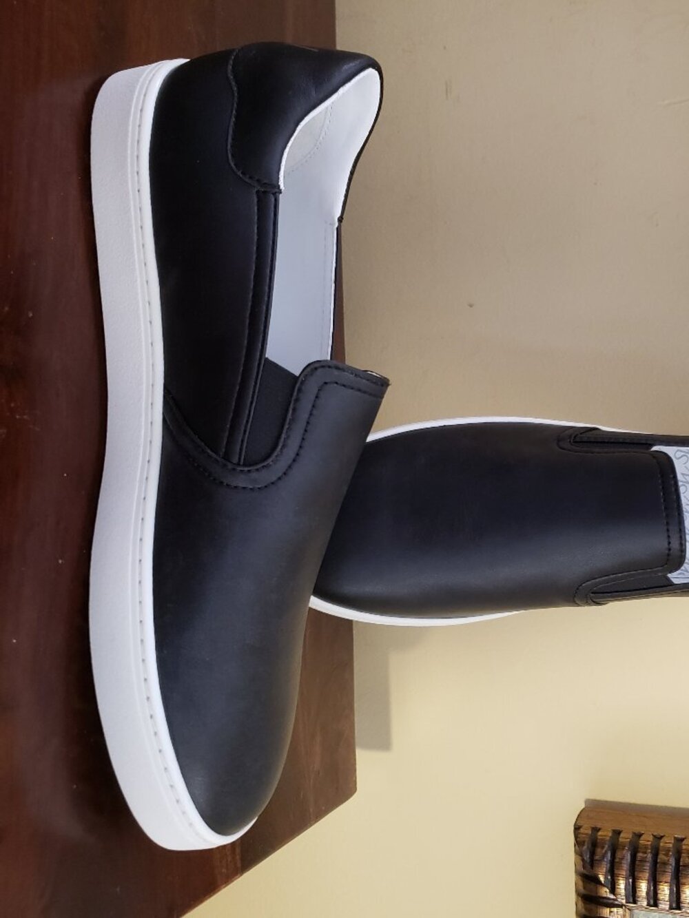 New Stuart Weitzman Black Daryl Slip-on Sneaker 9.5 Retail $325